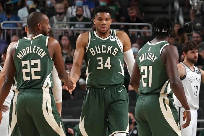 星空体育在线官网-雄鹿全队火力全开，场场狠狠打出连胜势如破竹的简单介绍