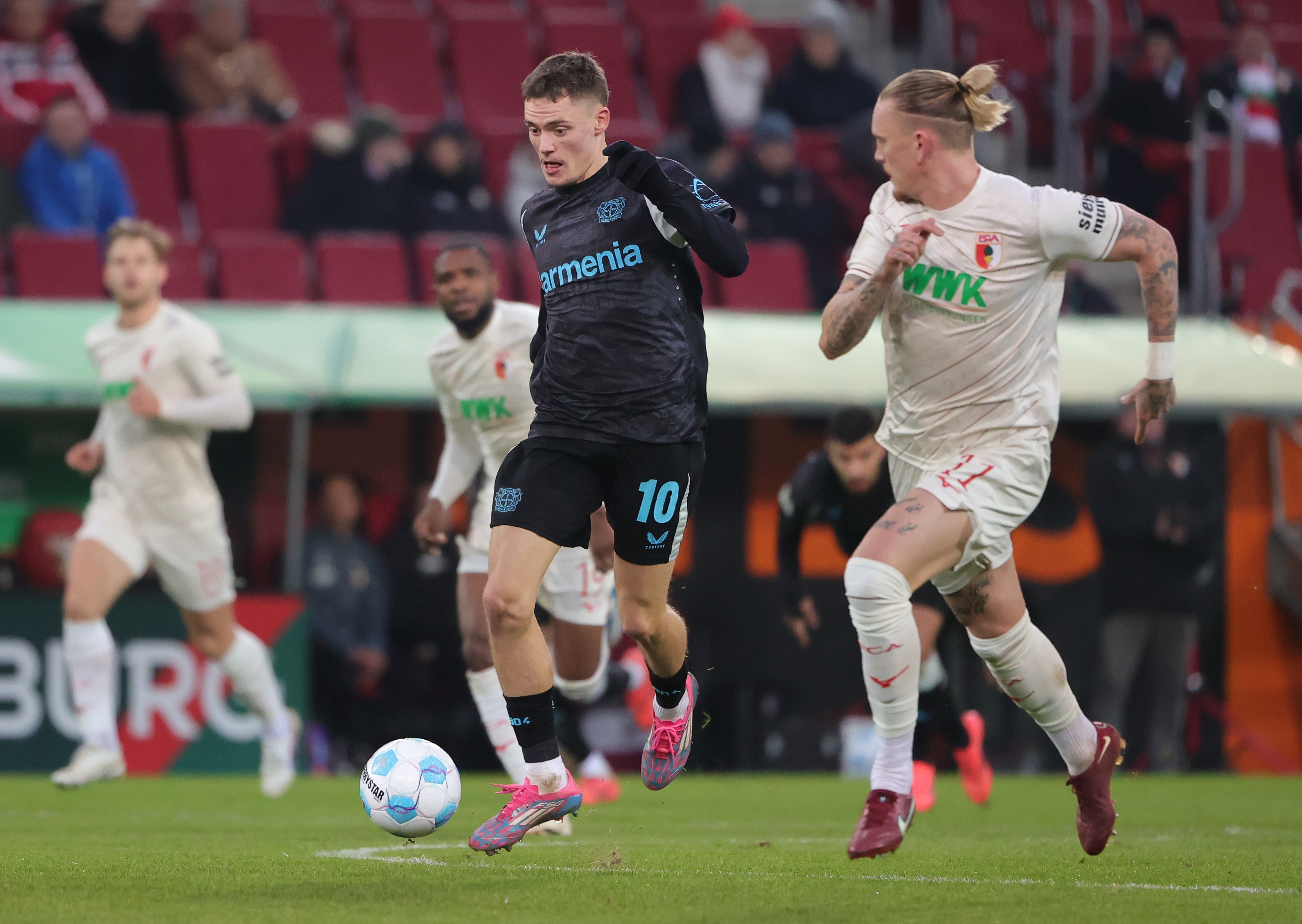 星空体育网页版-奥格斯堡锋线火力全开，轻松击败对手的简单介绍