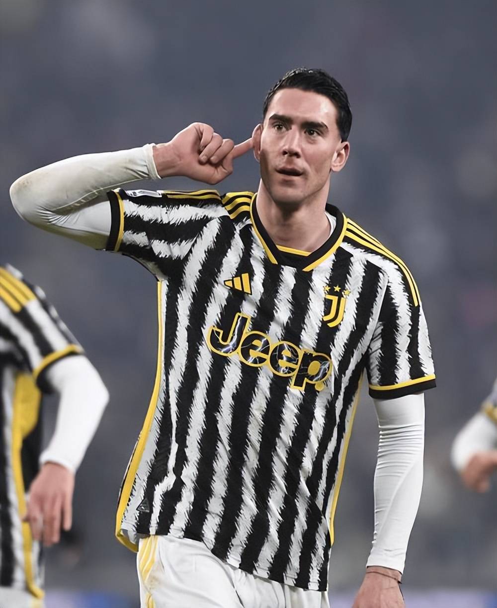 星空体育平台官网-塞莱斯特客场不敌对手，遭受挫折